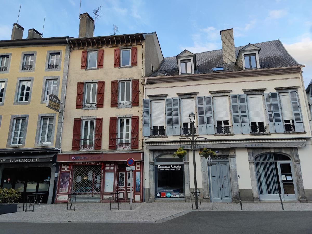 Appartement Centre-Ville Pour Sejour Et Cure Bagnères-de-Bigorre Exterior foto